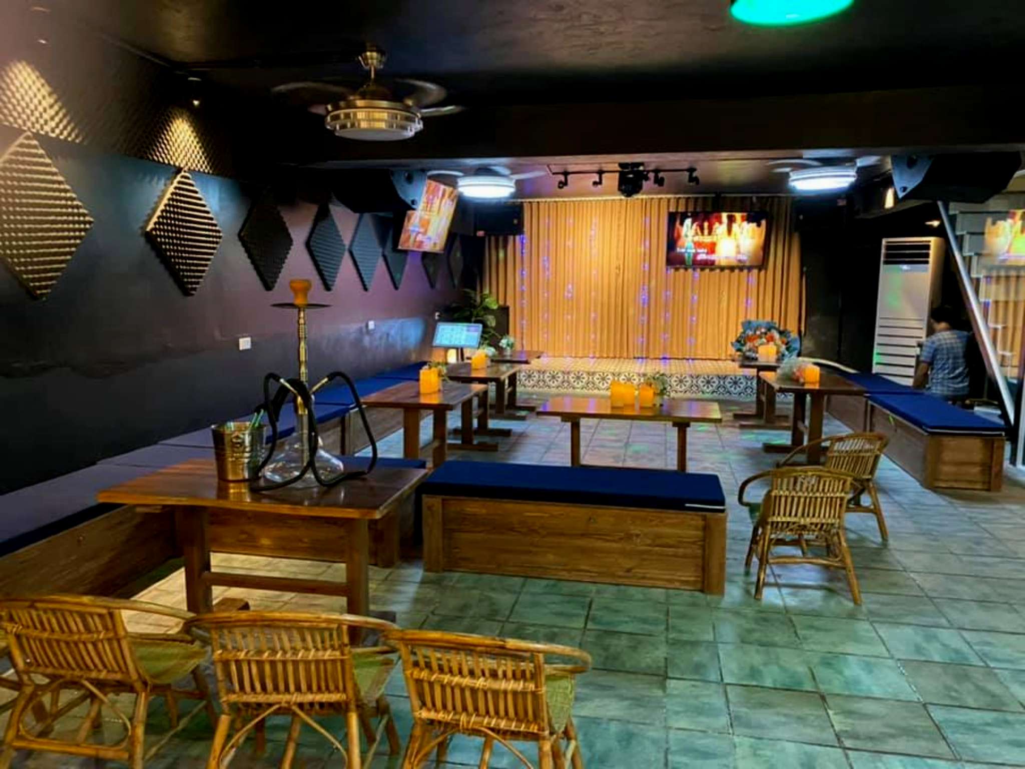 Phòng karaoke tại Tula Hardin Homestay Hòa Bình
